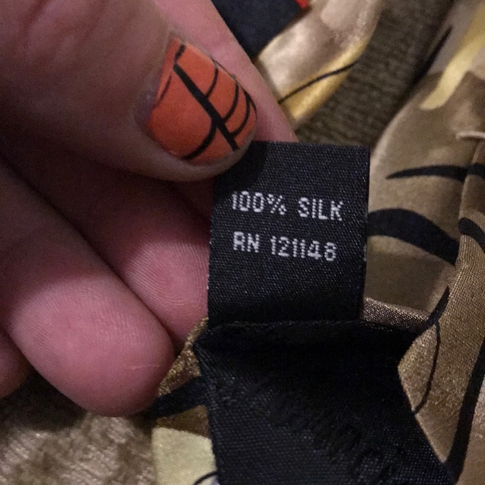 J. Garcia modern furniture silk tie - Picture 4 of 4